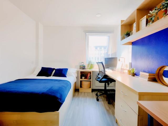 Studio for rent in Haddon, East Midlands