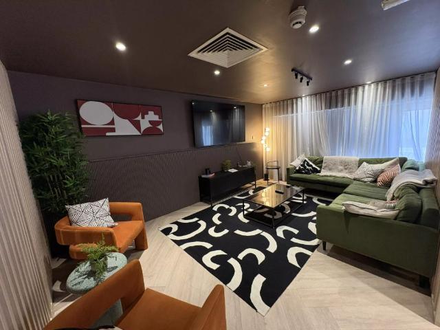 Studio for rent in St George's Quarter / Cultural Quarter, Calderstones