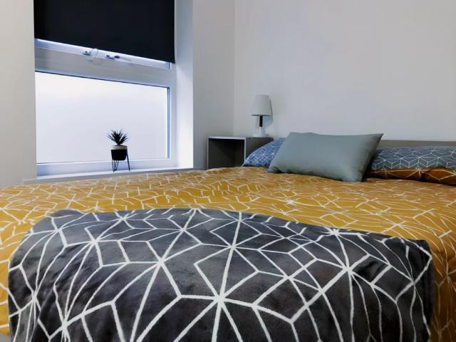 Studio for rent in Metchley, Birmingham