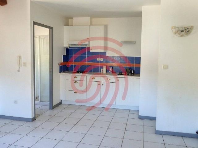 Studio location à Le Poujol-sur-Orb, Hérault