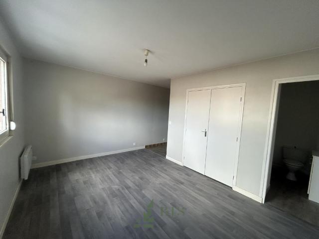 Studio location à Roanne