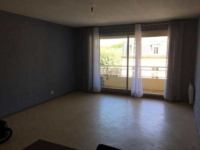 Studio location à Sevrey, Saône-et-Loire