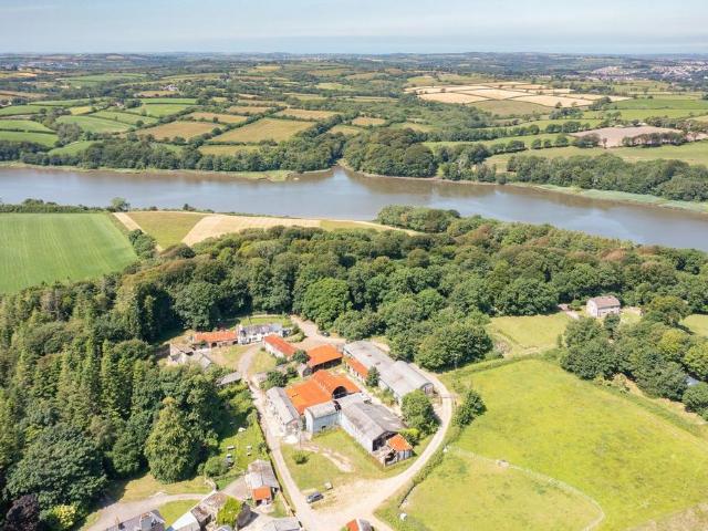 House for sale in Uzmaston, Boulston and Slebech, Wales