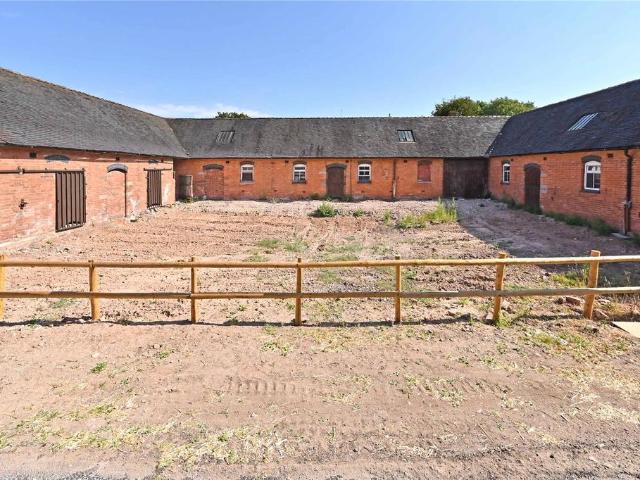 House for sale in Baswich, Staffordshire