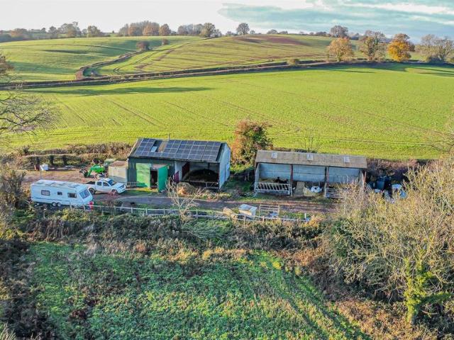 House for sale in Froggatt, East Midlands