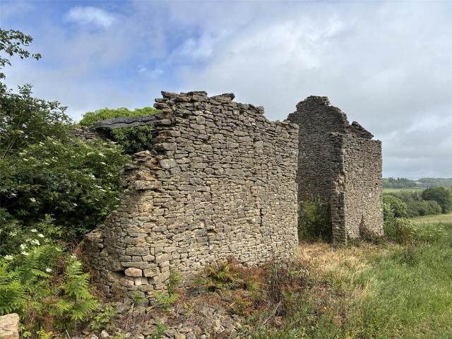House for sale in Bromsberrow Heath, Gloucestershire