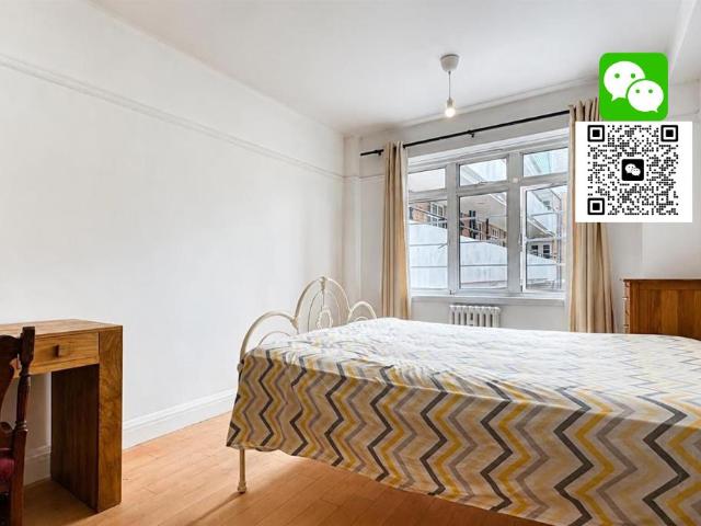 Studio for rent in Earl's Court, Greater London