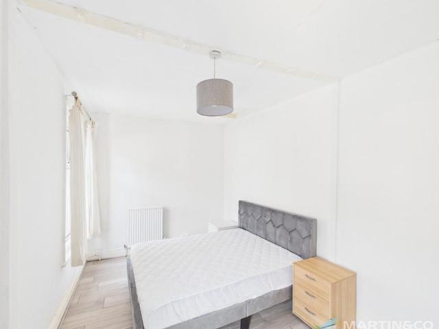 Flat for rent in Revoe, Blackpool