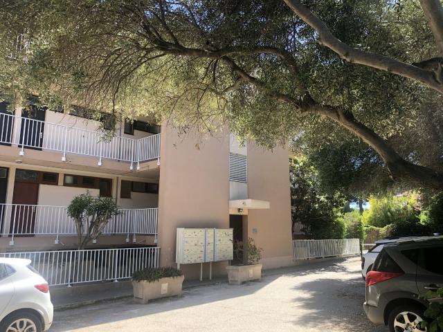 Studio location à Arrondissement de Toulon, Six-fours-les-plages