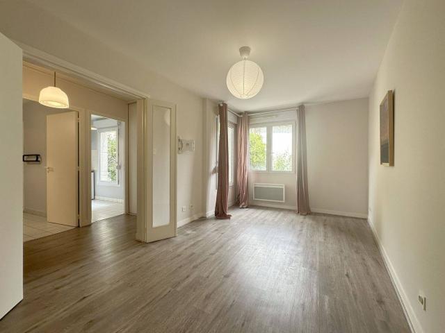 Studio location à Le Plateau, Poitiers