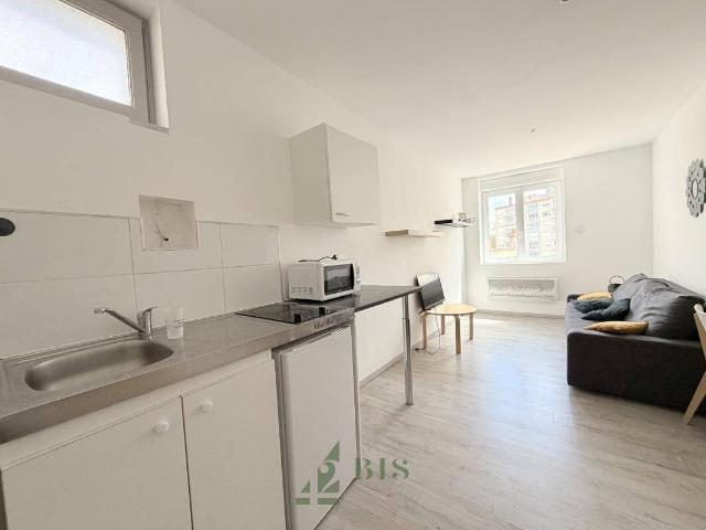 Studio location à Roanne, Loire