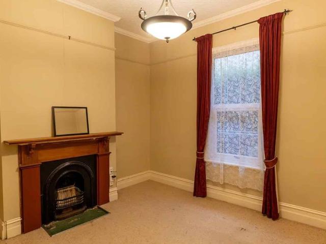 Property for rent in Otakou
