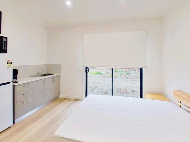 Granny Flat for rent in Seymour, Victoria