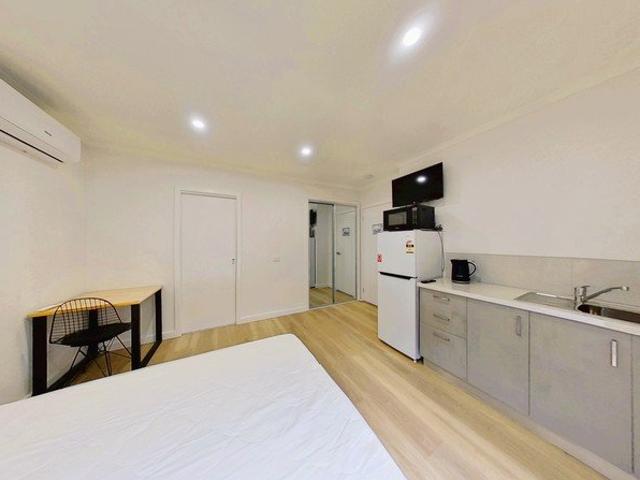 Granny Flat for rent in Seymour, Victoria