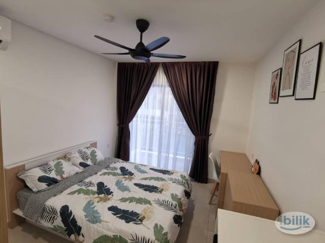 Room for rent in Petaling, Alam Impian