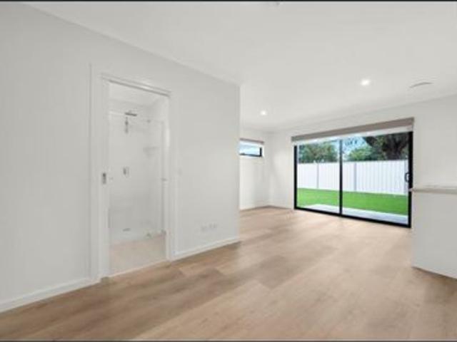 Granny Flat for rent in Geelong, Victoria