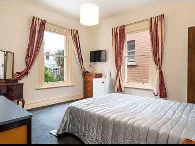Property for rent in Otakou