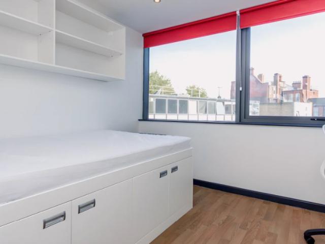 Studio for rent in The Polygon, City Of Southampton