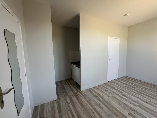 Studio location à Poitiers
