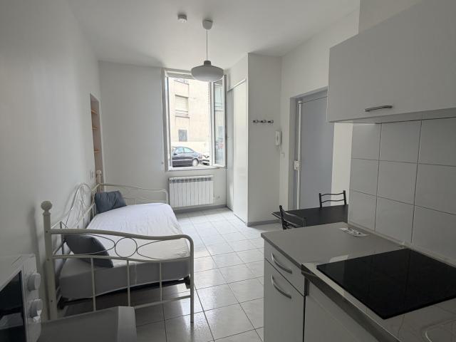 Studio location à Poitiers
