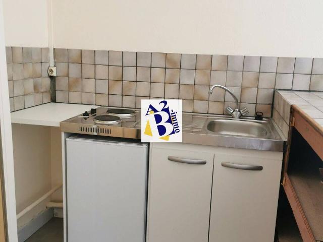 Studio location à Ruelle-sur-Touvre, Charente