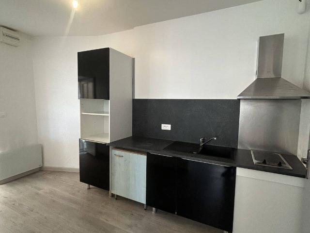 Studio location à Pré Fety, Courcelles