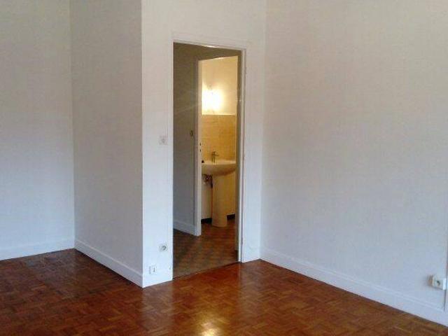 Studio location à Quartier Jean-Médecin, Nice