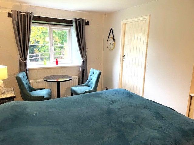 Studio for rent in Black Bourton, Oxfordshire