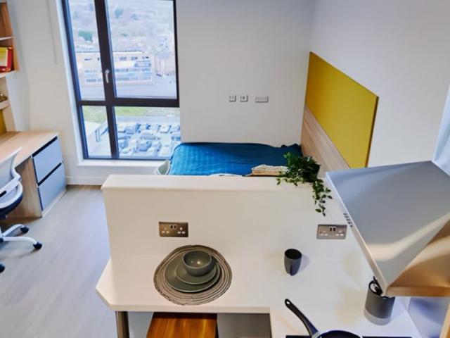 Studio for rent in St Ann's, Haddon