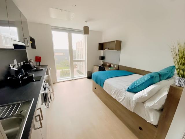 Studio for rent in Westwood Business Park, Coventry