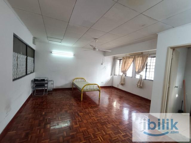 Room for rent in Petaling, Damansara Damai