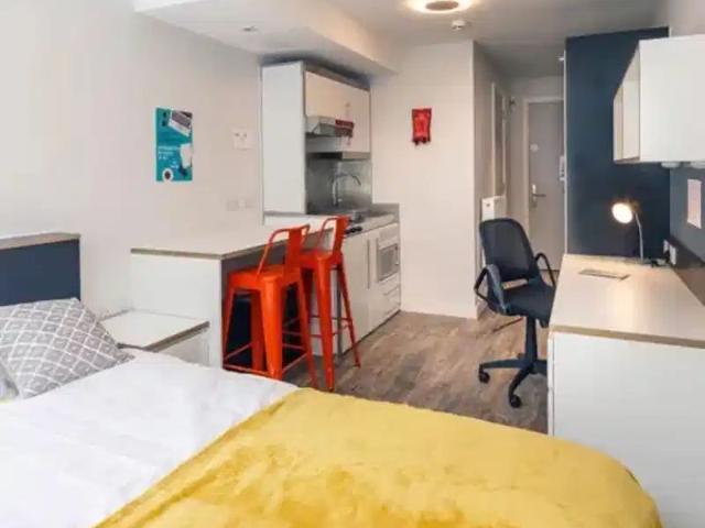 Studio for rent in Hull, City Of Kingston Upon Hull