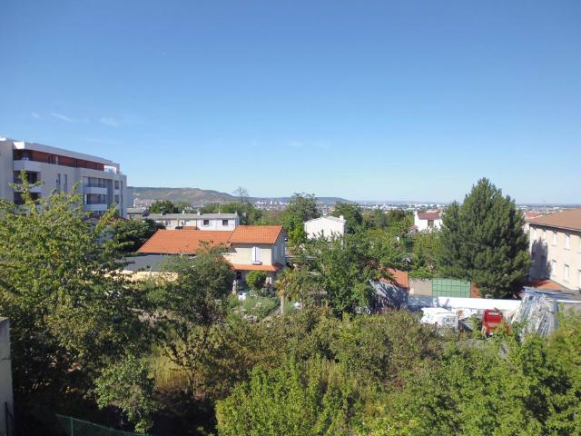 Studio location à Bonnabaud, Clermont-Ferrand