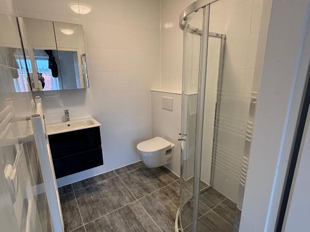 Appartement te huur in Bloemhof, Rotterdam