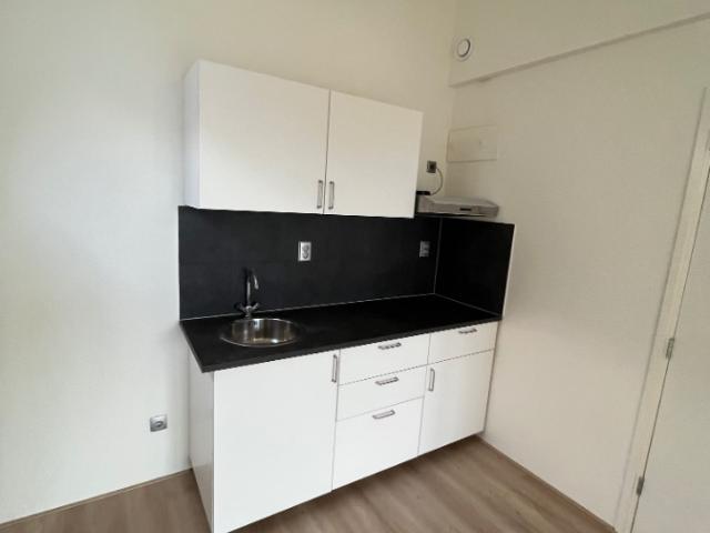 Studio te huur in Middelland, Rotterdam