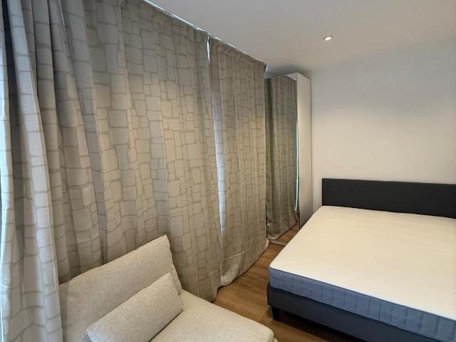 Appartement te huur in Spijkenisse, Zuid Holland