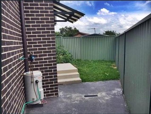 Granny Flat for rent in Sydney, New South Wales