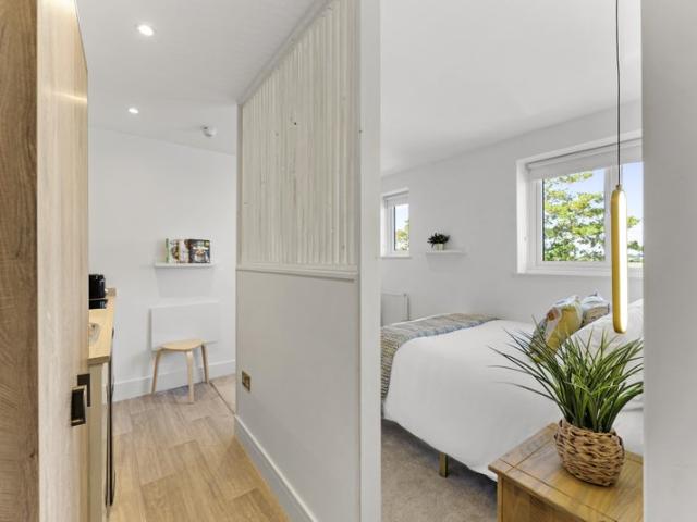 Studio for rent in Cross In Hand, East Sussex