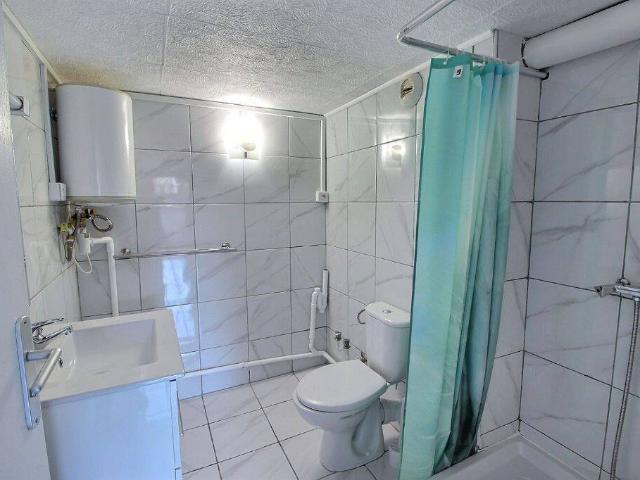 Studio location à Lotissement La Sipière, Saint-Victoret
