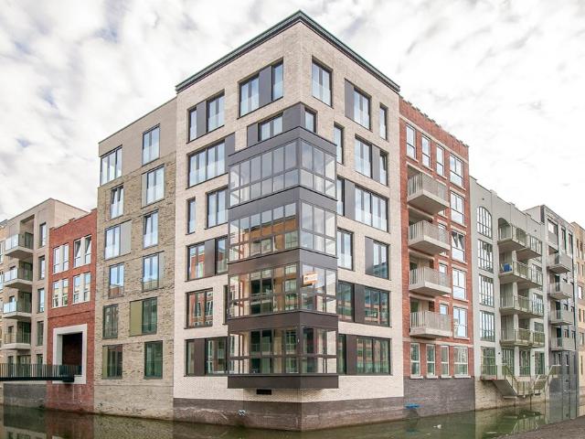 Appartement te huur in Holland Park, Diemen
