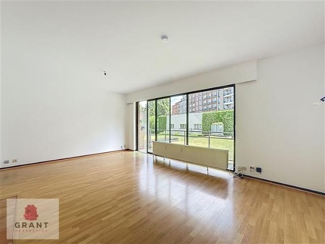Studio location à Schaerbeek Studio location à Schaerbeek