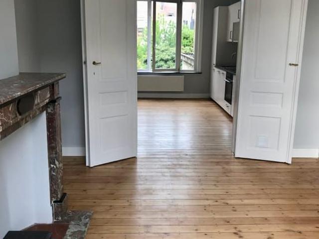 Kot location à Saint-Gilles - Sint-Gillis, Brussel-Hoofdstad - Bruxelles-Capitale