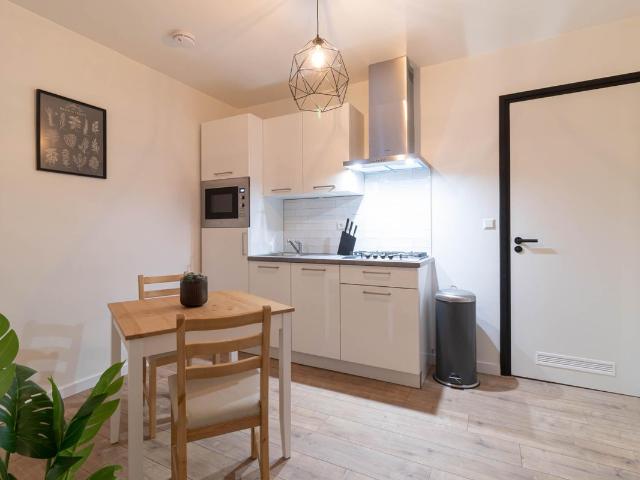 Studio te huur in Moerwijk, Zuid Holland