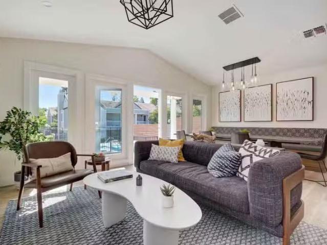 Condo for rent in Vallejo