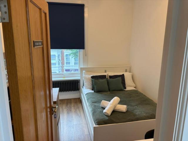 Studio for rent in Brook Green, Greater London