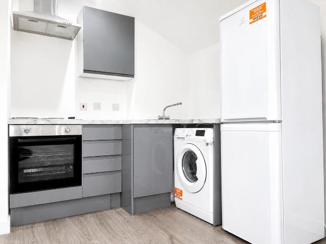 Studio for rent in London Borough of Croydon, Greater London