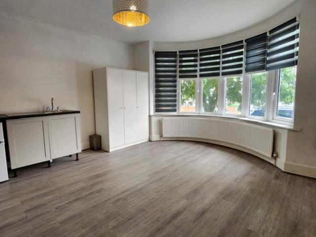 Studio for rent in Preston, Greater London