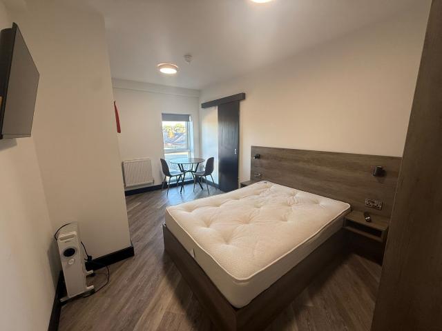 Studio for rent in New Normanton, East Midlands