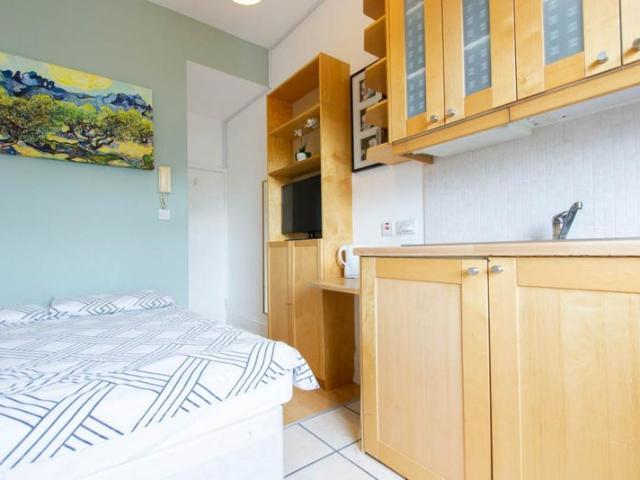Studio for rent in Pimlico, Greater London