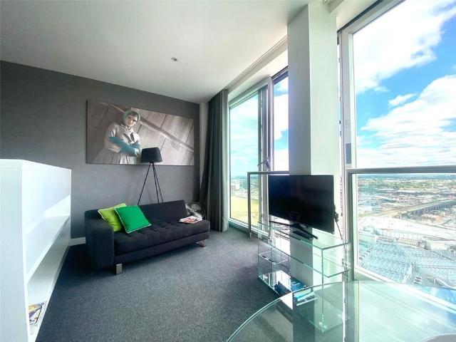 Studio for rent in Springfield, West Midlands